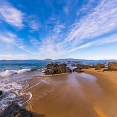 Spiky Beach - Tide and Light